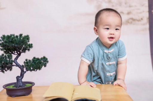 广州包生男孩的试管医院满月宝宝头围多少正常
